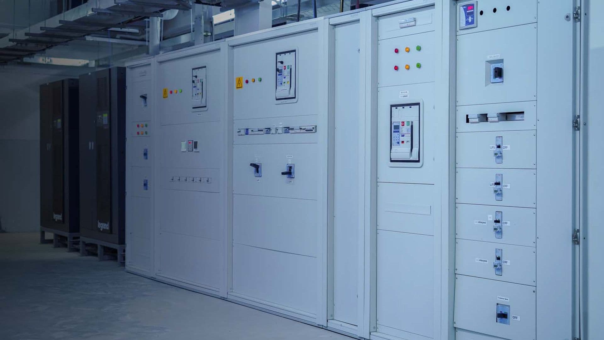 Commercial Electricians For Cambodia